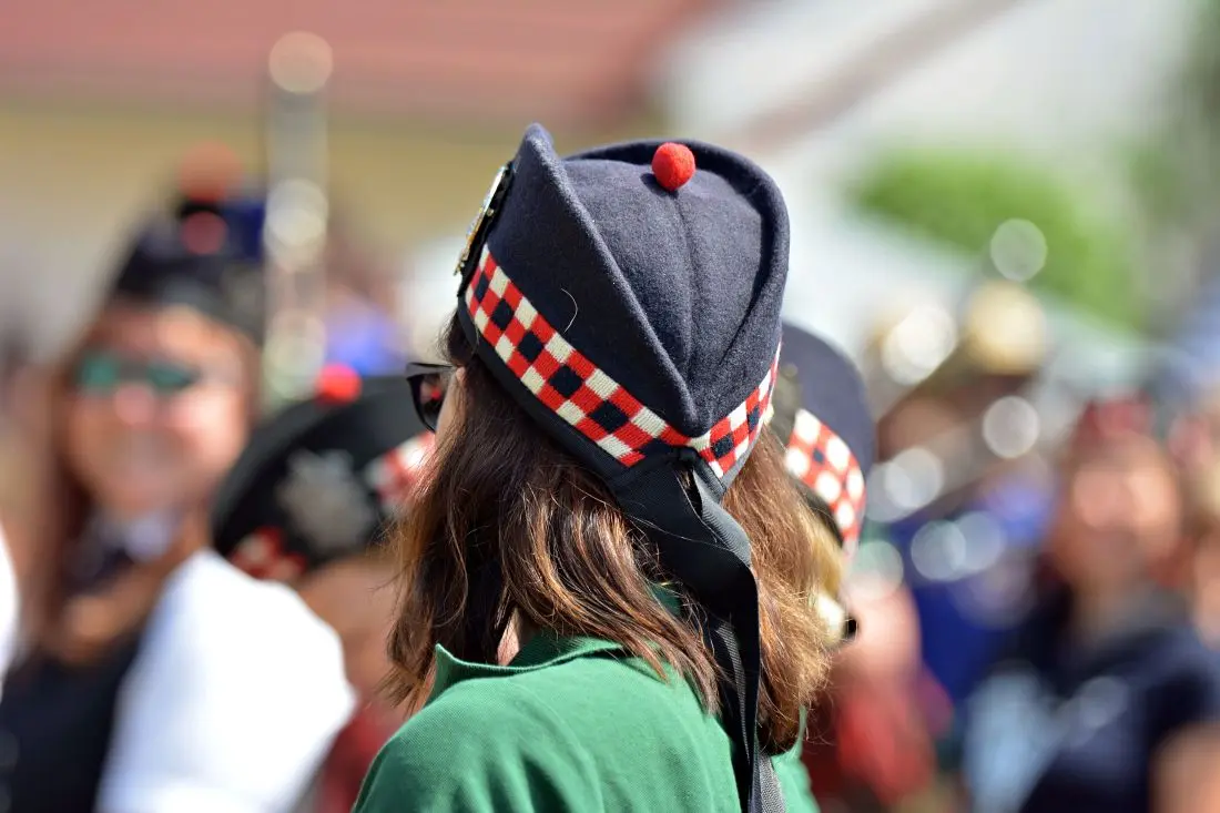 Back of a Girl wearing a Glengarry hat